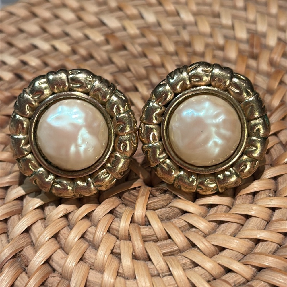 Givenchy Gold and Cream Statement Earrings Vintage 80’s Clip On Pearl